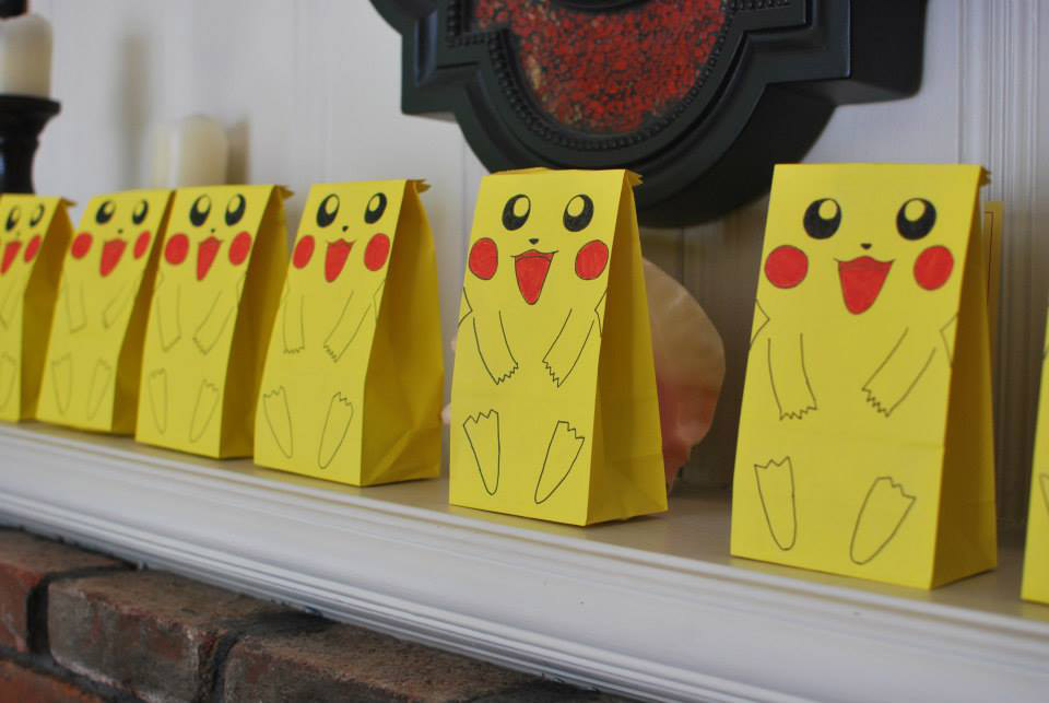 Pokemon Party theme decorations