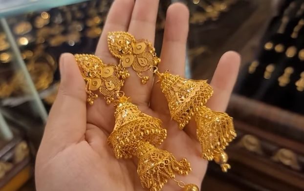 2 layered drop jhumka - bridal gold jhumka designs