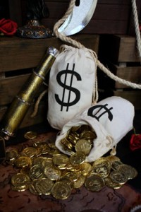 pirate-themed-birthday-party-treasure-gold-coins