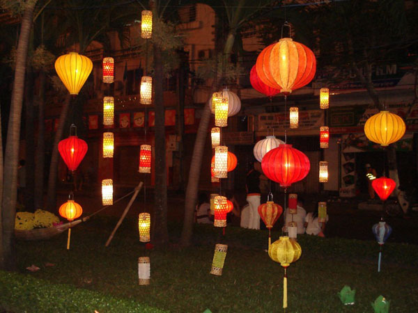 hanging lanterns party lights