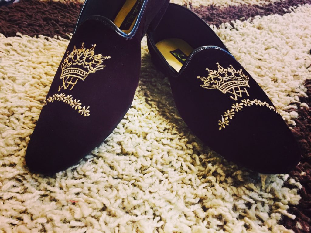 5. Hand embroidered groom shoes for a sherwani