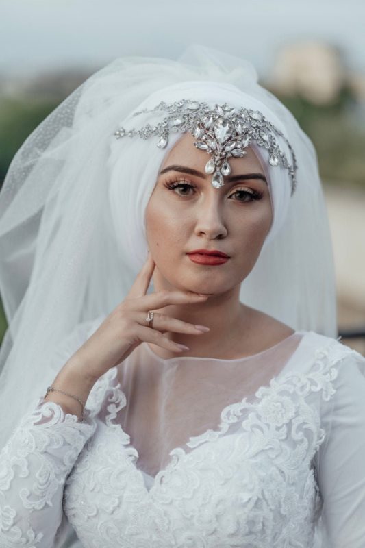 Muslim Bridal Jewelry - crystal veils