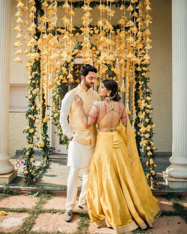 Haldi poses 💛 Tag a bride to be! Via @shanika.khurmi Follow  @weddinganswers for latest wedding ideas . . . . . . . . . . . . . DM for…  | Instagram