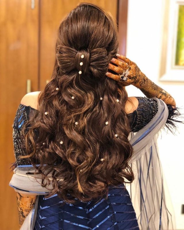 hairstyle with lehenga wedding | hairstyle with lehenga choli | hairstyle  with lehenga low buns | Lehenga hairstyles, Open hairstyles, Indian wedding  hairstyles