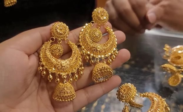 chand bali jhumka - bridal gold jhumka designs