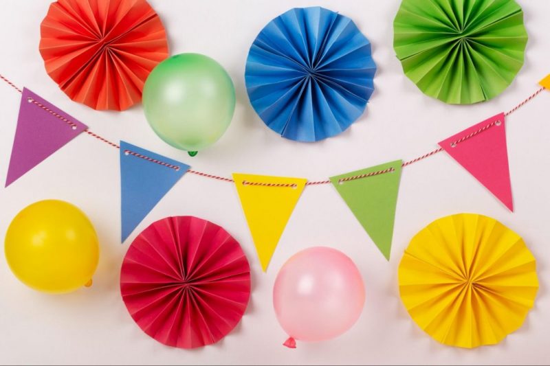Simple Birthday Decoration at Home - paper garlands