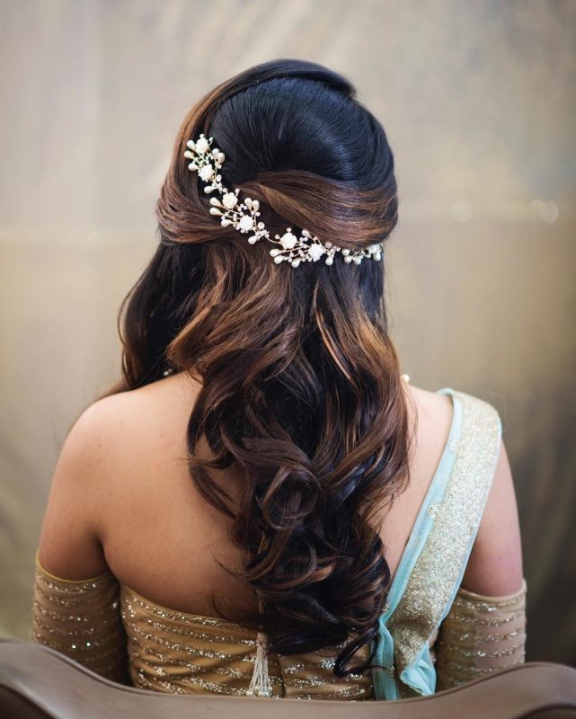 50+ Stunning Indian Hairstyles for Reception | Indian hairstyles, Bride  hairstyles, Hair styles