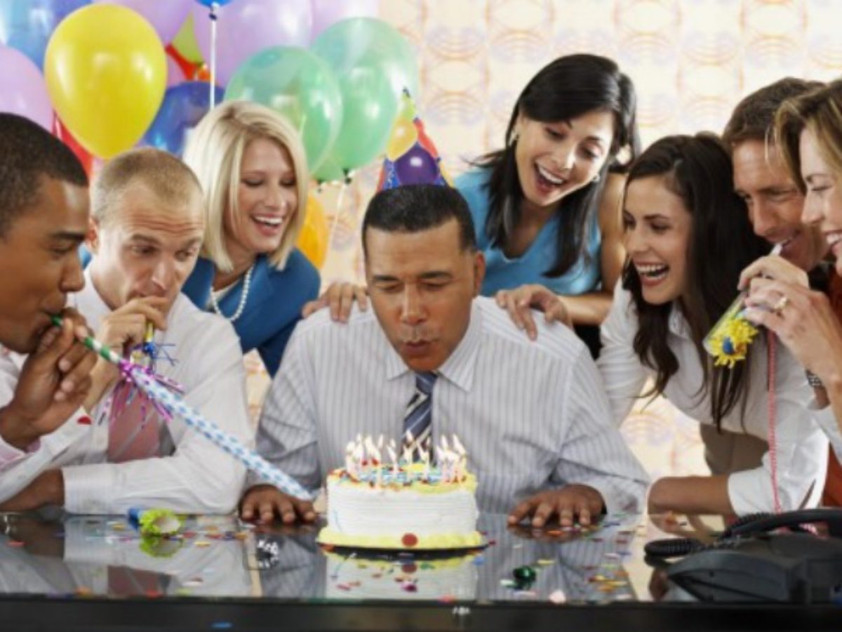 Boss's Birthday Party: List of Ideas to Surprise them