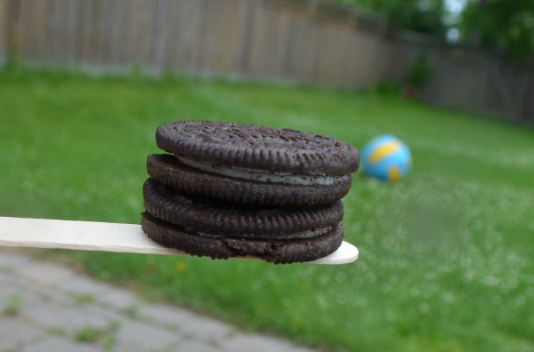 oreo-balance-get-together-party-game