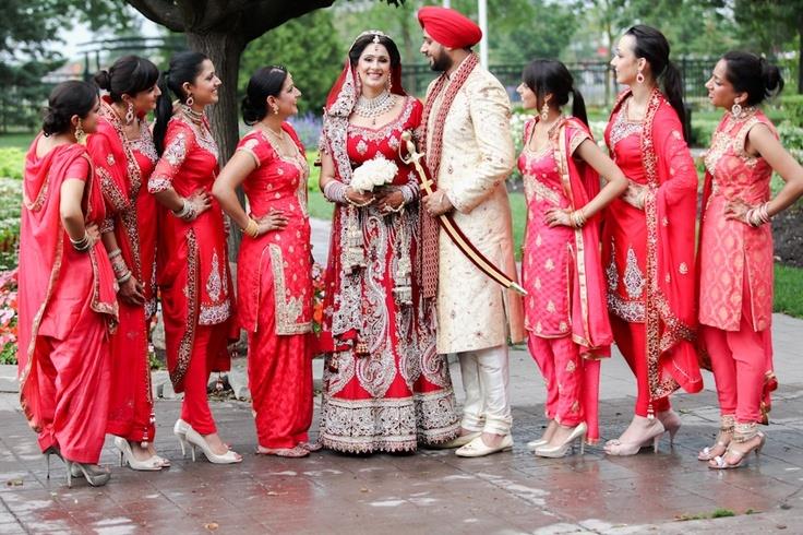 indian-wedding-photography-bridesmaid