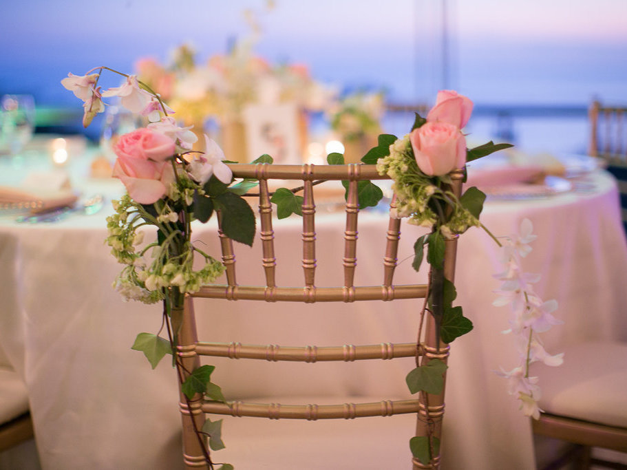 pink rose chair decor