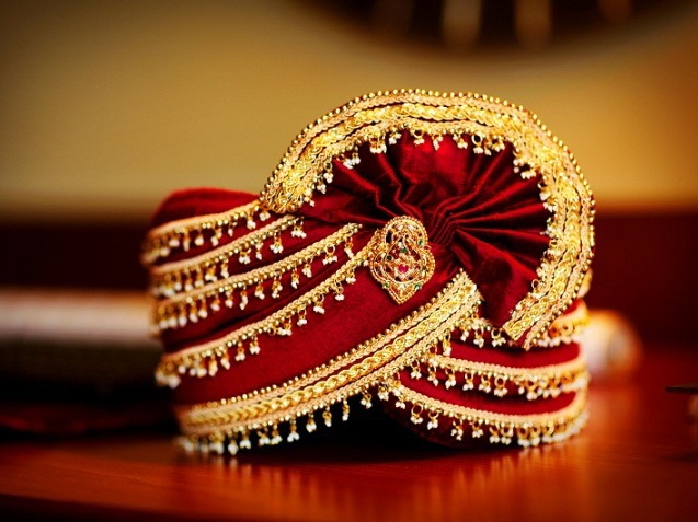 indian-wedding-photography-groom-accessories