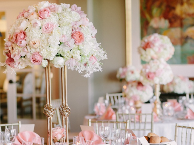 white-pink-roses-floral-wedding-table-centrepiece-wedding prop