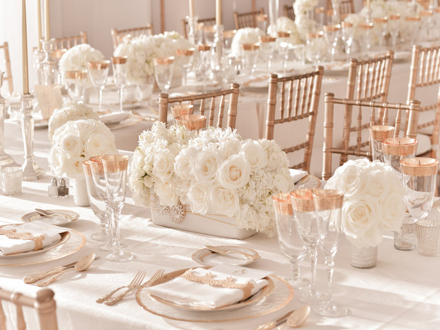 white roses floral table wedding prop