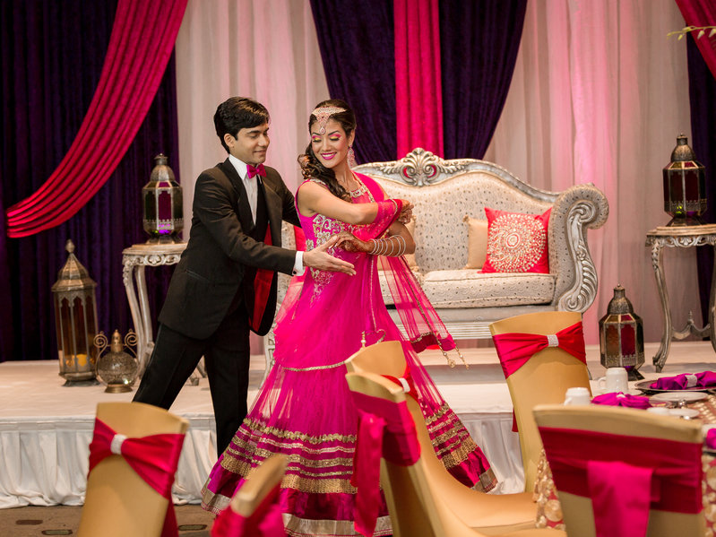 indian-weding-photography-couple-dance-2