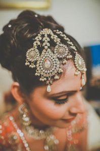 tikka-jhoomar-bride-jewelry