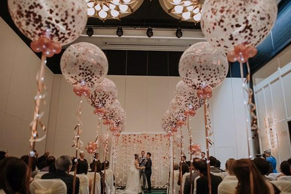 Balloon Wedding