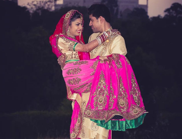 Memorable Wedding Photography Poses For An Indian Couple