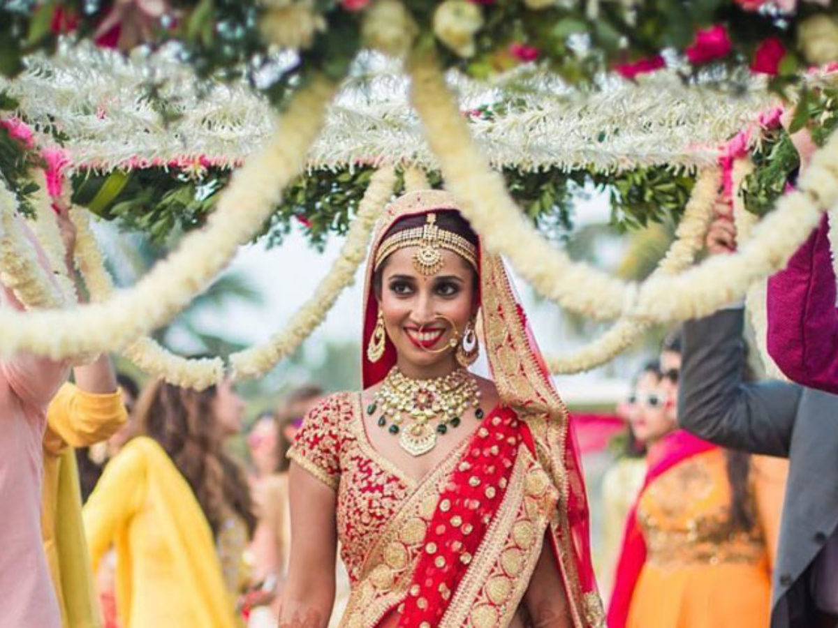 Top 25 Indian Bridal Entry Song to Groove on this Wedding Season 2021 Top 25 Indian Bridal Entry Song to Groove on this Wedding Season 2021