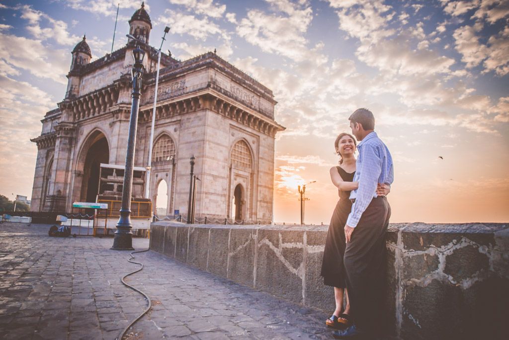 pre wedding photoshoot at Gateway of India