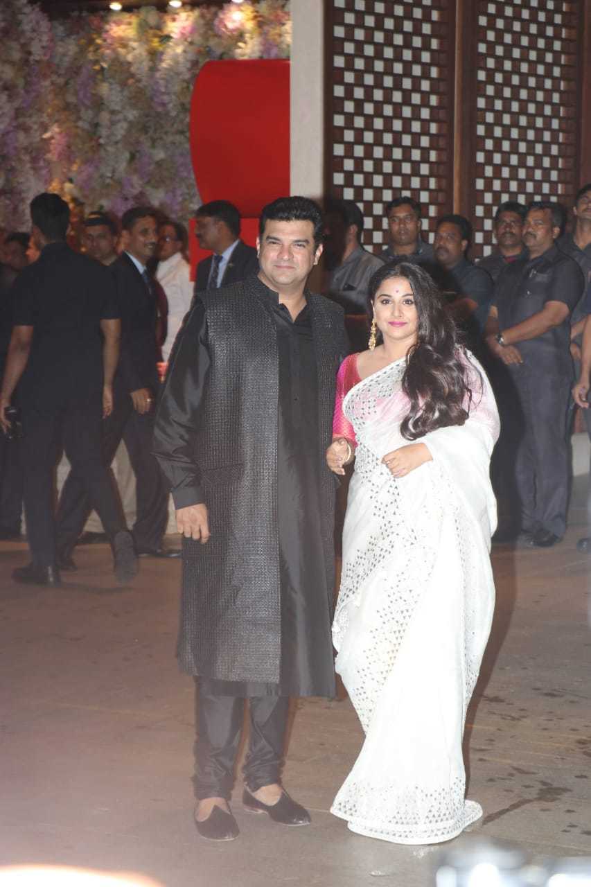 Akash Ambani and Shloka Metha 