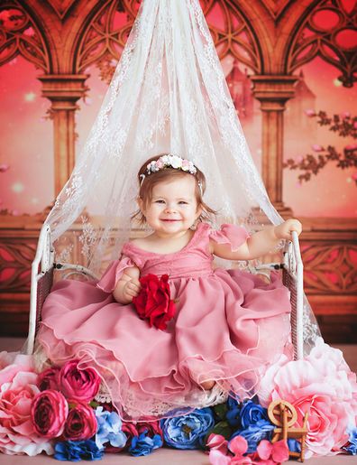 25 Baby Photoshoot Ideas that are Cute and Creative