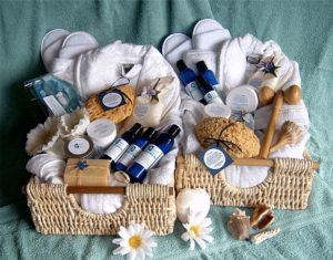 spa gift basket parent anniversary gift ideas