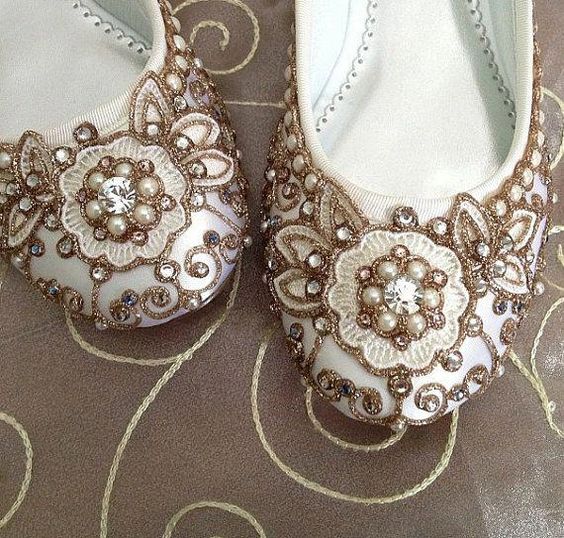 white and gold, ballerina wedding, ballerina shoes, pearl shoes, belly