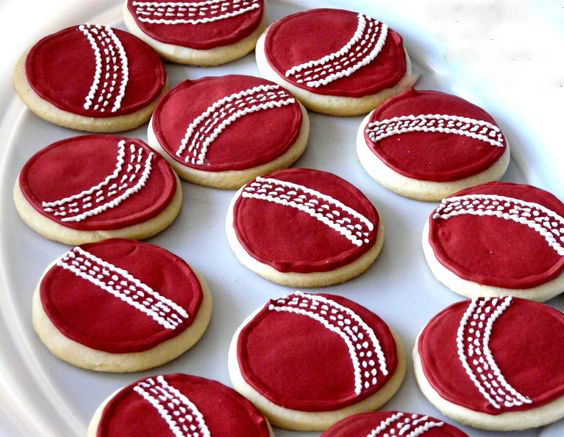 Cricket Cake, cricket theme party, cricket party, 7 course meal, 7 course meal menu, ipl party