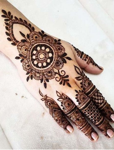 Pakistani Mehendi Design 