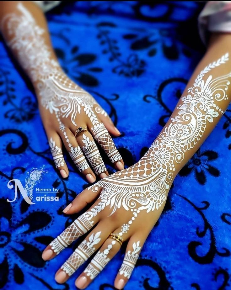 White Bridal Mehndi Design 2022