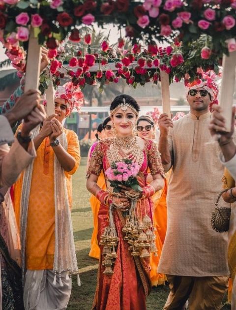 Phoolon ki chadar, Phoolon ki chadar for bride, Flower chadar, Bridal entry chadar, Bridal entry flower chadar, Fulo ki chadar