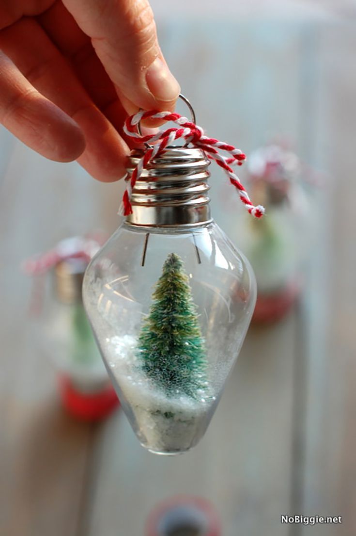 Christmas DIY Snow Globe