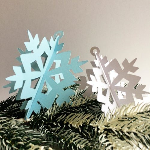 Christmas DIY Paper Snowflakes