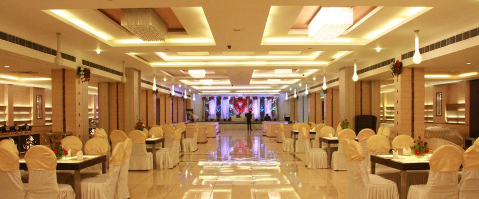 Le Grand Signature banquet hall in Mayapuri