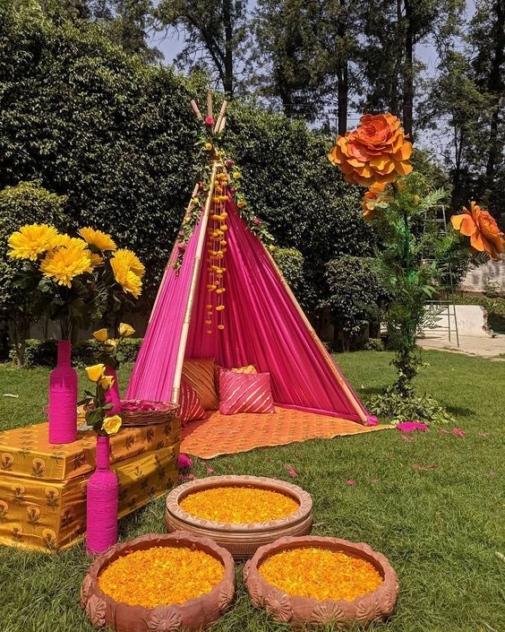 genda phool, genda phool decoration ideas, genda phool decoration, genda phool gate decoration, genda decoration, genda phool wedding decorations, genda flower decoration, door decoration with marigold flowers, marigold flower decoration