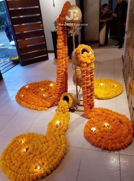 genda phool, genda phool decoration ideas, genda phool decoration, genda phool gate decoration, genda decoration, genda phool wedding decorations, genda flower decoration, door decoration with marigold flowers, marigold flower decoration