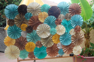 Diy backdrop Ideas Paper fans