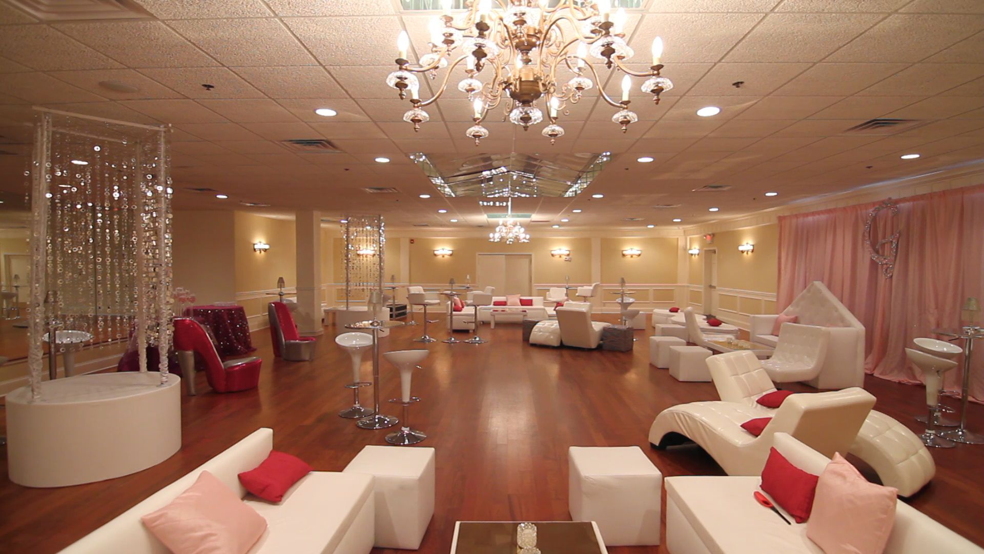 Top Hyderabad Wedding Anniversary Venues - Top Twelve