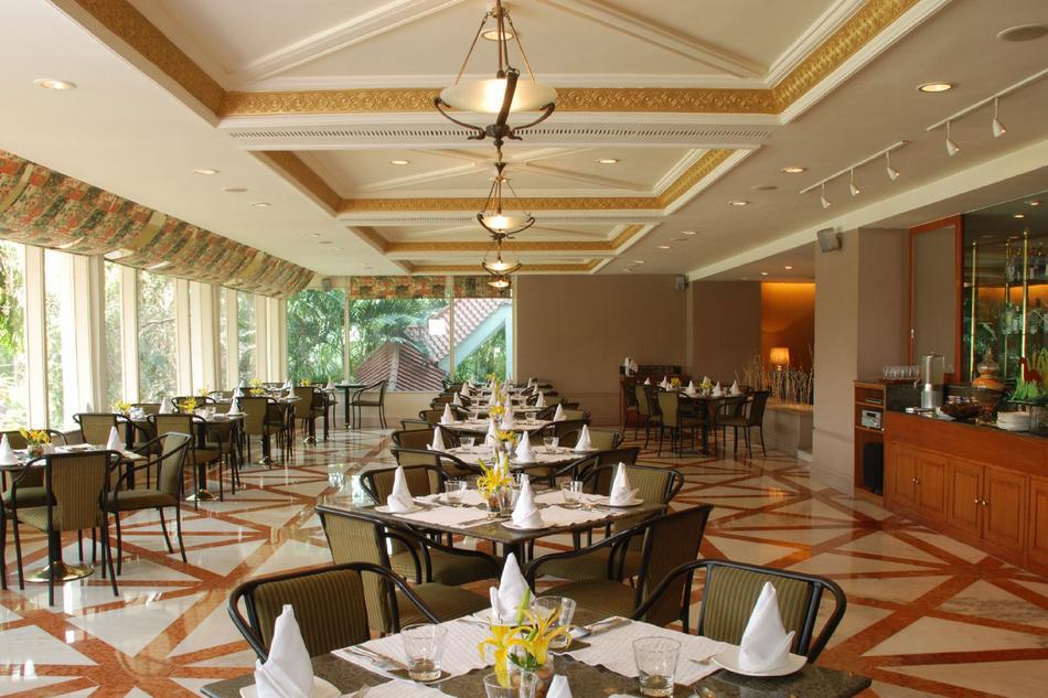 Taj Banjara- Best Wedding Anniversary Venues in Hyderabad top Hyderabad wedding anniversary venues