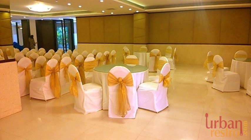 popular party halls thane