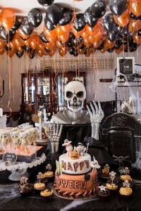 Choose a Theme for a Great Halloween Party