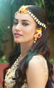 haldi flower jewellery, haldi jewellery designs, flower jewellery designs, haldi jewellery Haldi Flower Jewellery Designs- Head Piece