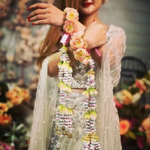 haldi flower jewellery, haldi jewellery designs, flower jewellery designs, haldi jewellery Haldi Flower Jewellery Designs- Kaleere