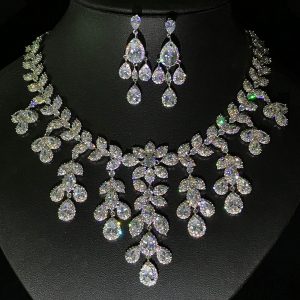 Diamond and Emerald Bridal Necklace Designs