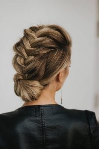 Bun Hairstyles for the Bridesmaids_french braid bun