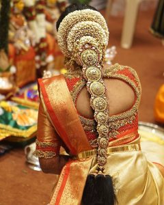 South Indian Bridal Hairstyles_Golden Ornament Jada