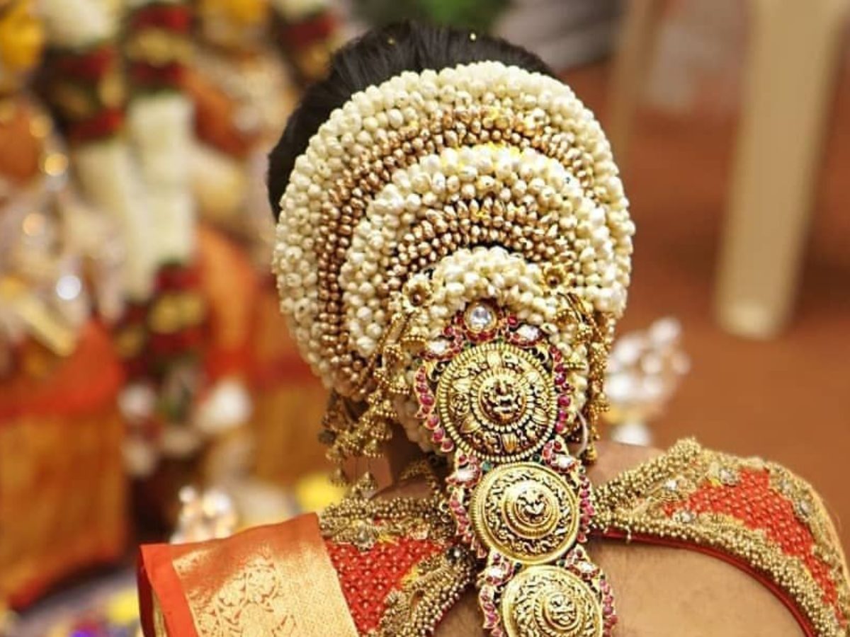 Simple and Elaborate South Indian Bridal Hairstyles Just for You Simple and Elaborate South Indian Bridal Hairstyles Just for You