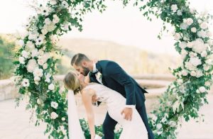 wedding photo background with huge circular flower backdrop