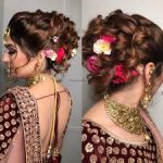 Bun Hairstyles for the Bride_fuller curls bun